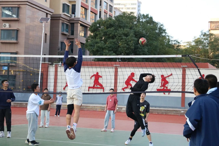 接下来的比